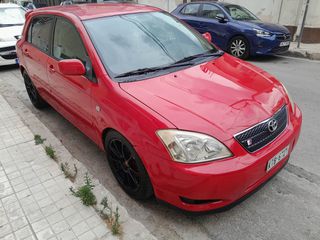 Toyota Corolla 2004-thumb-1