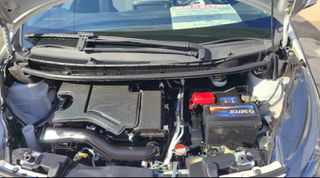 Toyota Aygo 2015 1.0_X_PLAY_F1_AUTOMATO_Led_Camera_-thumb-6
