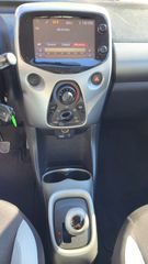 Toyota Aygo 2015 1.0_X_PLAY_F1_AUTOMATO_Led_Camera_-thumb-16