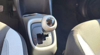 Toyota Aygo 2015 1.0_X_PLAY_F1_AUTOMATO_Led_Camera_-thumb-17