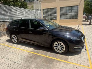 Skoda Octavia 2021 STYLE  (ΜΟΝΟ ΓΙΑ ΕΠΑΡΧΙΑ)-thumb-1