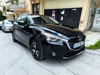Mazda 2 2016-thumb-1