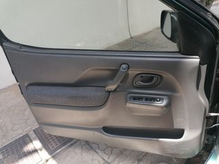 Suzuki Ignis 2001