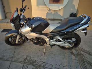Suzuki GSR 600 2007 GSR 600-thumb-5