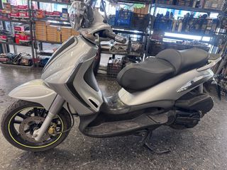 Piaggio Beverly 400 2009-thumb-5