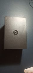 beats solo3 wireless headphones-thumb-4