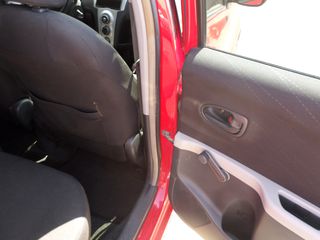Toyota Yaris 2006-thumb-13