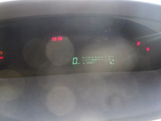Toyota Yaris 2006-thumb-14
