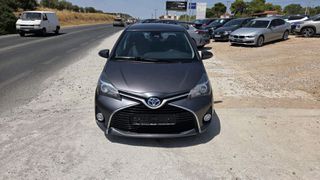 Toyota Yaris 2016 1.5 Hybrid Comfort-thumb-3