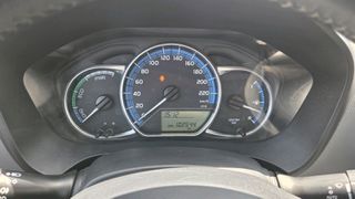 Toyota Yaris 2016 1.5 Hybrid Comfort-thumb-36