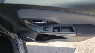 Toyota Yaris 2016 1.5 Hybrid Comfort-thumb-23