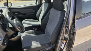 Toyota Yaris 2016 1.5 Hybrid Comfort-thumb-26
