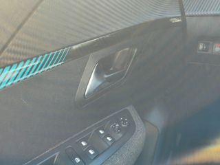 Peugeot 208 2022 1.2_STYLE_101hp-thumb-12