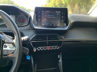 Peugeot 208 2022 1.2_STYLE_101hp-thumb-19