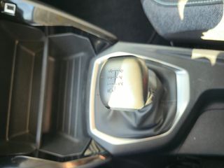 Peugeot 208 2022 1.2_STYLE_101hp-thumb-27