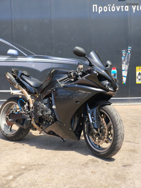 Yamaha YZF-R1 2016