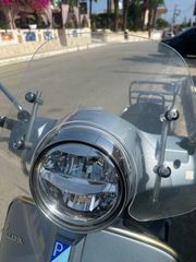 Vespa GTS 300 2022-thumb-2