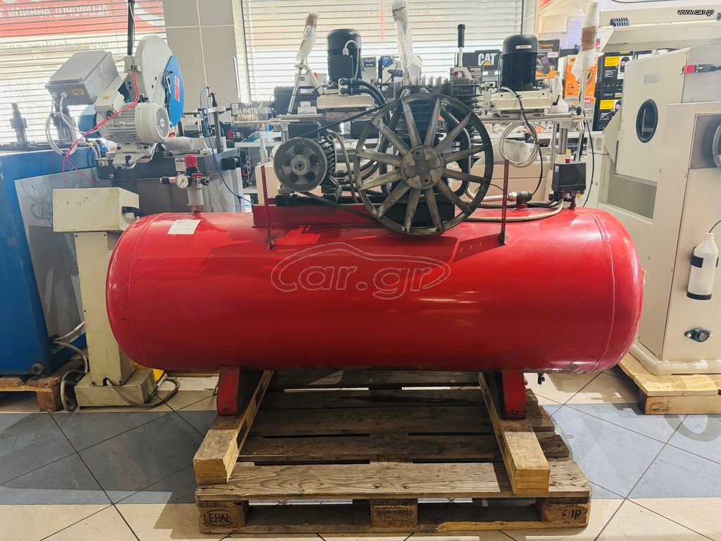 Κομπρεσέρ Αέρος-Αεροσυμπιεστές 2002 AQUILA 500Lt / 5.5Hp
