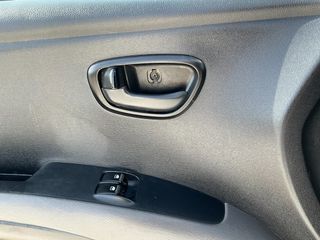 Hyundai i 10 2010 1.1 ACTIVE - ΕΛΛΗΝΙΚΟ-thumb-30