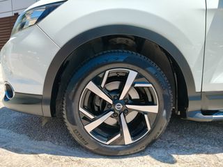 Nissan Qashqai 2015 1.6cc 130hp DCI ACENTA PREMIUM  4X4-thumb-14