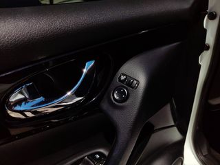 Nissan Qashqai 2015 1.6cc 130hp DCI ACENTA PREMIUM  4X4-thumb-51