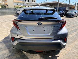 Toyota C-HR 2022 C-ENTER-thumb-3
