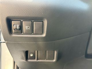 Toyota C-HR 2022 C-ENTER-thumb-9