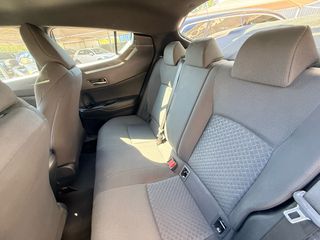 Toyota C-HR 2022 C-ENTER-thumb-15