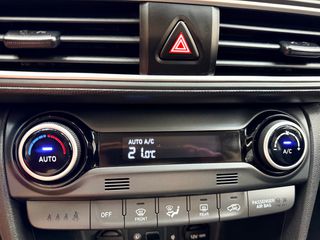 Hyundai Kona 2018 1.0 T-GDI 120hp PREMIUM NAVI CAMERA CLIMA-thumb-24