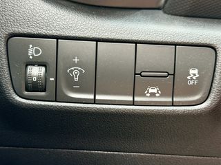 Hyundai Kona 2018 1.0 T-GDI 120hp PREMIUM NAVI CAMERA CLIMA-thumb-32