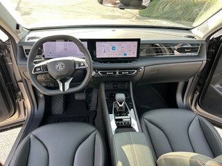Mg HS 2026 LUXURY-thumb-46