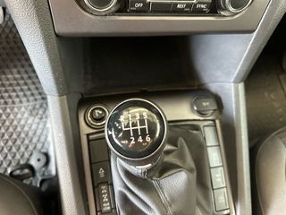 Volkswagen Amarok 2015 2.0 TDI, 163 PS, Μπλοκε, Klima, Cruise Control, ΦΠΑ,-thumb-16