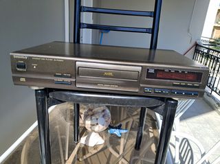 CD PLAYERS TECHNICS SL PG 380 SL PG 440 2 ΞΕΧΩΡΙΣΤΑ ΜΟΝΤΕΛΑ ΑΠΟ ΤΑ ΚΟΡΥΦΑΙΑ ΕΛΑΧΙΣΤΑ ΧΡΗΣΙΜΟΠΟΙΗΜΕΝΑ
