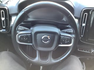 Volvo XC40 2021 Momentum Pro AWD Auto-thumb-28