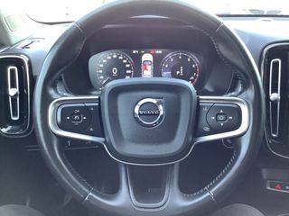 Volvo XC40 2021 Momentum Pro AWD Auto-thumb-30