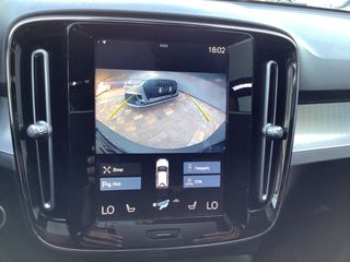 Volvo XC40 2021 Momentum Pro AWD Auto-thumb-33
