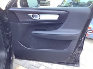Volvo XC40 2021 Momentum Pro AWD Auto-thumb-18