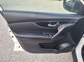 Nissan X-Trail 2019-thumb-13
