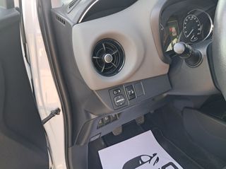 Toyota Yaris 2020 COMFORT-thumb-9