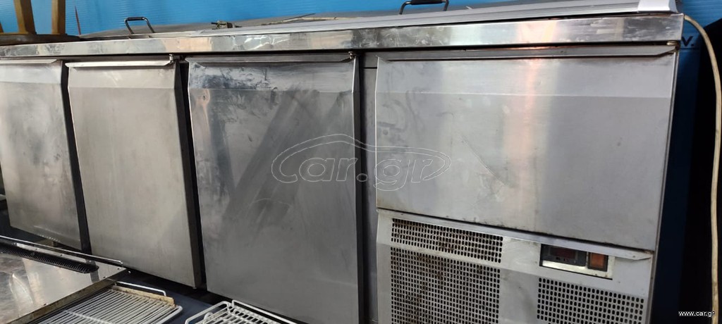 Ψυγείο επαγγελματικό πάγκος πιτσας