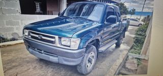 Toyota Hilux 2000 4X4 HILUX 1,5 ΚΑΜΠΙΝΑ ΕΛΛΗΝΙΚΟ-thumb-1