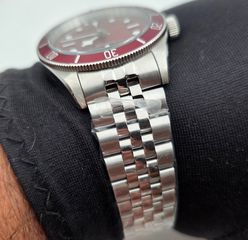 Tudor Black Bay Burgundy-thumb-6
