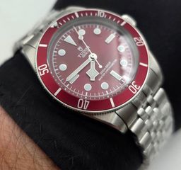 Tudor Black Bay Burgundy-thumb-8
