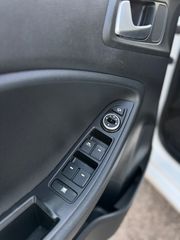 Hyundai i 20 2015 1.1 DIESEL BLACK LINE STYLE EDITION-thumb-17
