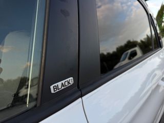 Hyundai i 20 2015 1.1 DIESEL BLACK LINE STYLE EDITION-thumb-23
