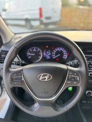 Hyundai i 20 2015 1.1 DIESEL BLACK LINE STYLE EDITION-thumb-25