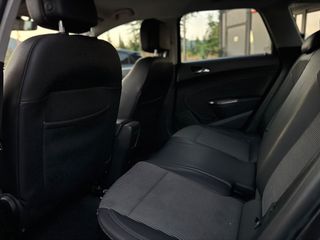 Opel Astra 2012 1.7 DIESEL CDTI Clima/Navi Full Extra-thumb-30