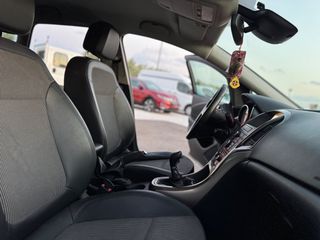 Opel Astra 2012 1.7 DIESEL CDTI Clima/Navi Full Extra-thumb-35