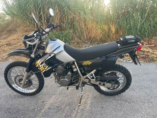 Kawasaki KLR 650 2004-thumb-11