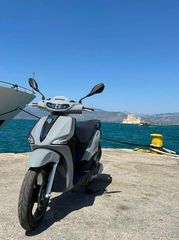 Rent scooter-thumb-2